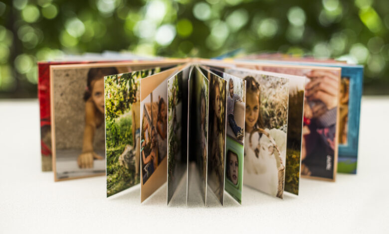 Order photo frame online and Custom Photo Book as Your Ideal Gift Option